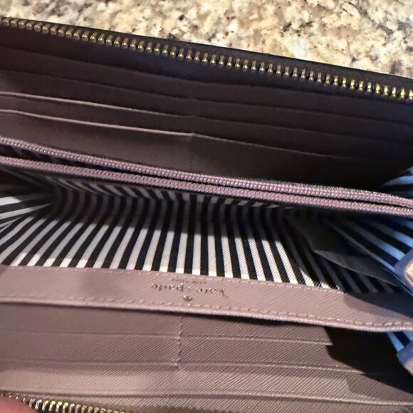 Kate Spade wallet - Picture 6 of 7